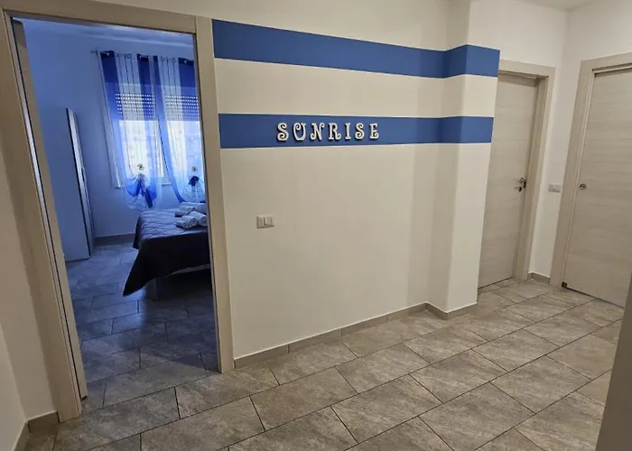 Sorrentosunrise Apartman *